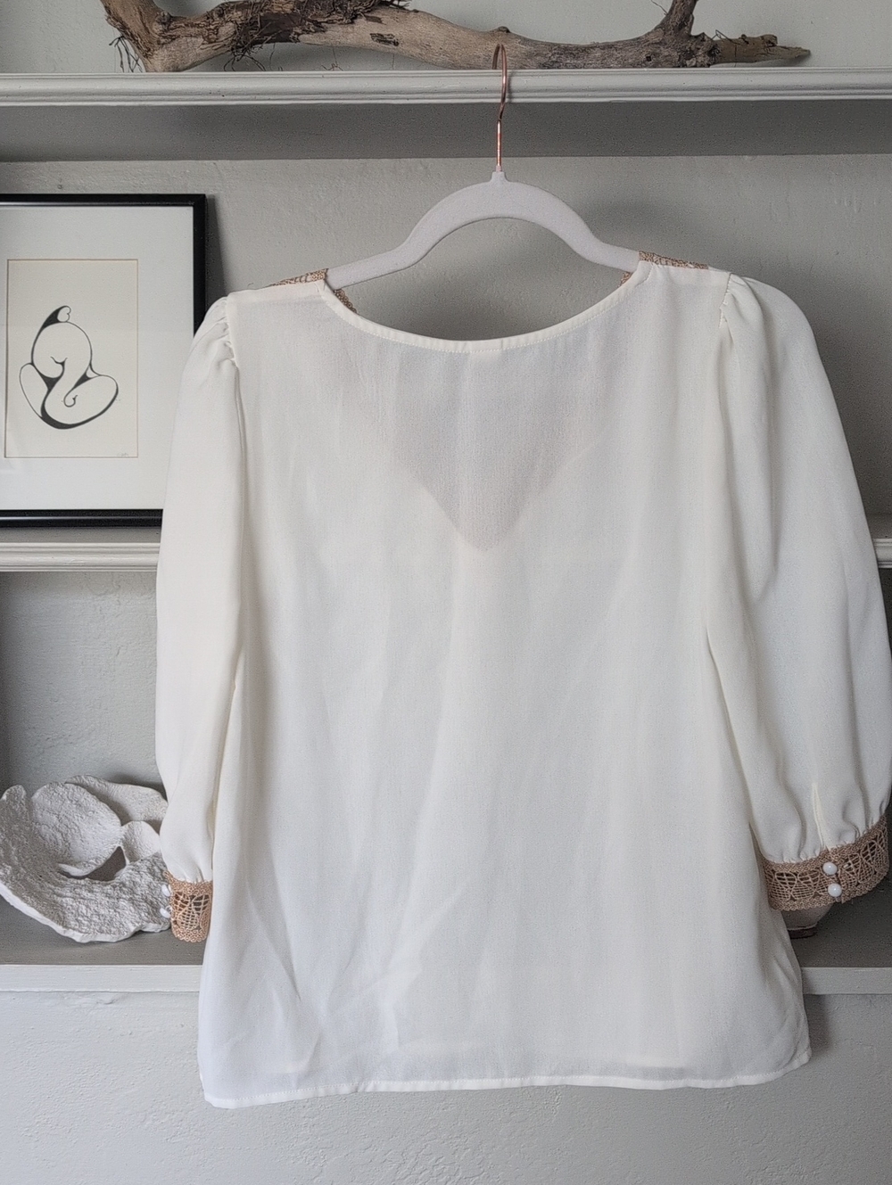 Women's Cream V-Neck Crochet Trim Blouse Small - Picture 2 of 7